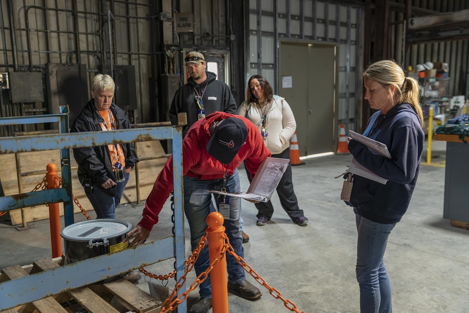 Y-12 employees participate in hands on training 