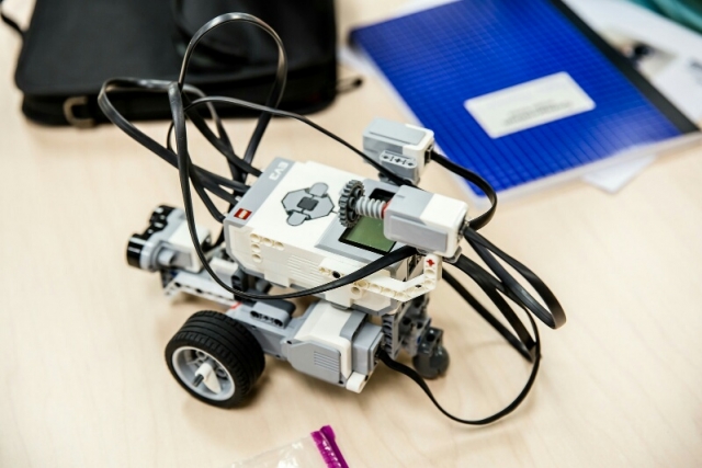 A robot built using LEGO MINDSTORMS technology