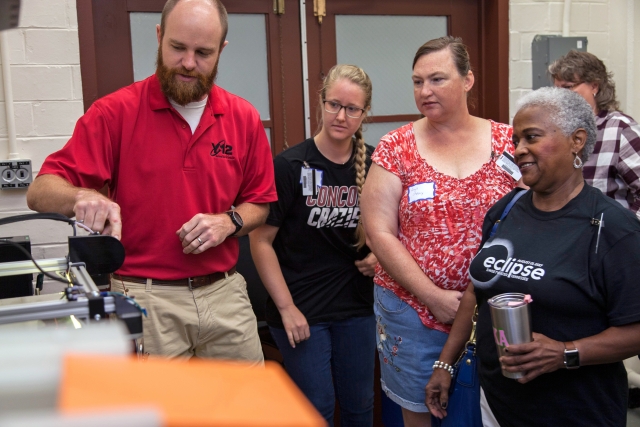 Ben Green shares Y-12 additive manufacturing capabilities to local STEM teachers.