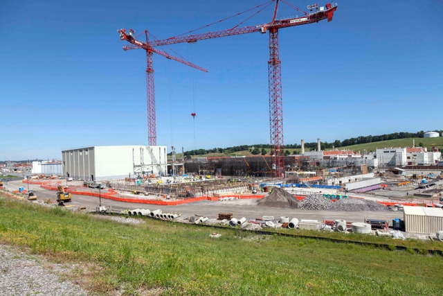 Recent progress at the Uranium Processing Facility can be clearly seen now that the Mechanical Electrical Building is enclosed, structural steel is up at the Salvage and Accountability Building, and concrete placements continue for vertical walls at the Main Process Building. 