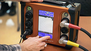 The Wavemaker G4 Mini from Guided Ultrasonics Ltd. connects to the transducer rings and collects guided wave ultrasonic testing data for further analysis.