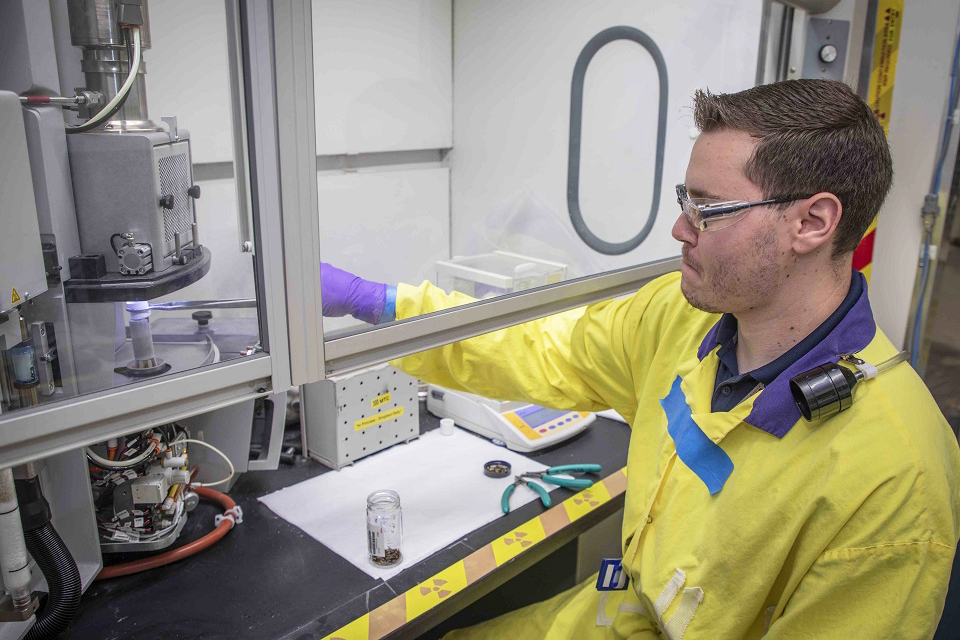 ACO employee analyzes a sample on a LECO instrument.