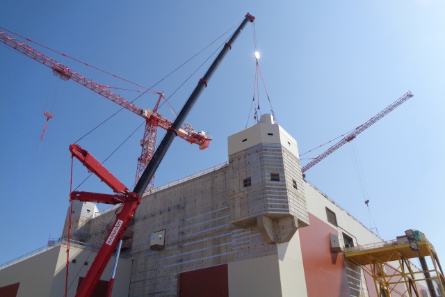 Placing the final security personnel enclosure