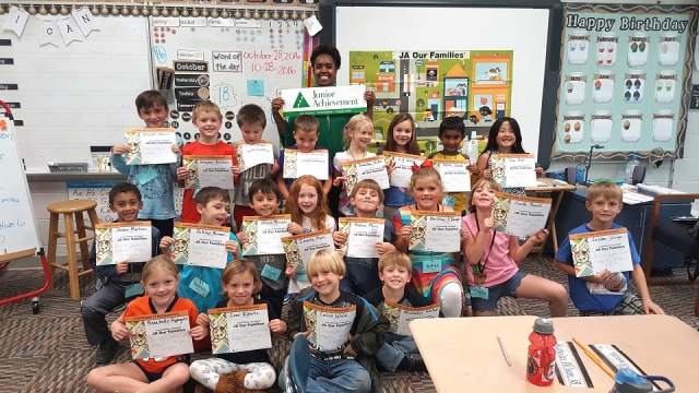 Continuing Y-12’s longstanding relationship with Junior Achievement of East Tennessee, Cynethia Sims from Finance and Business Operations taught the five-week Our Families program to first graders.